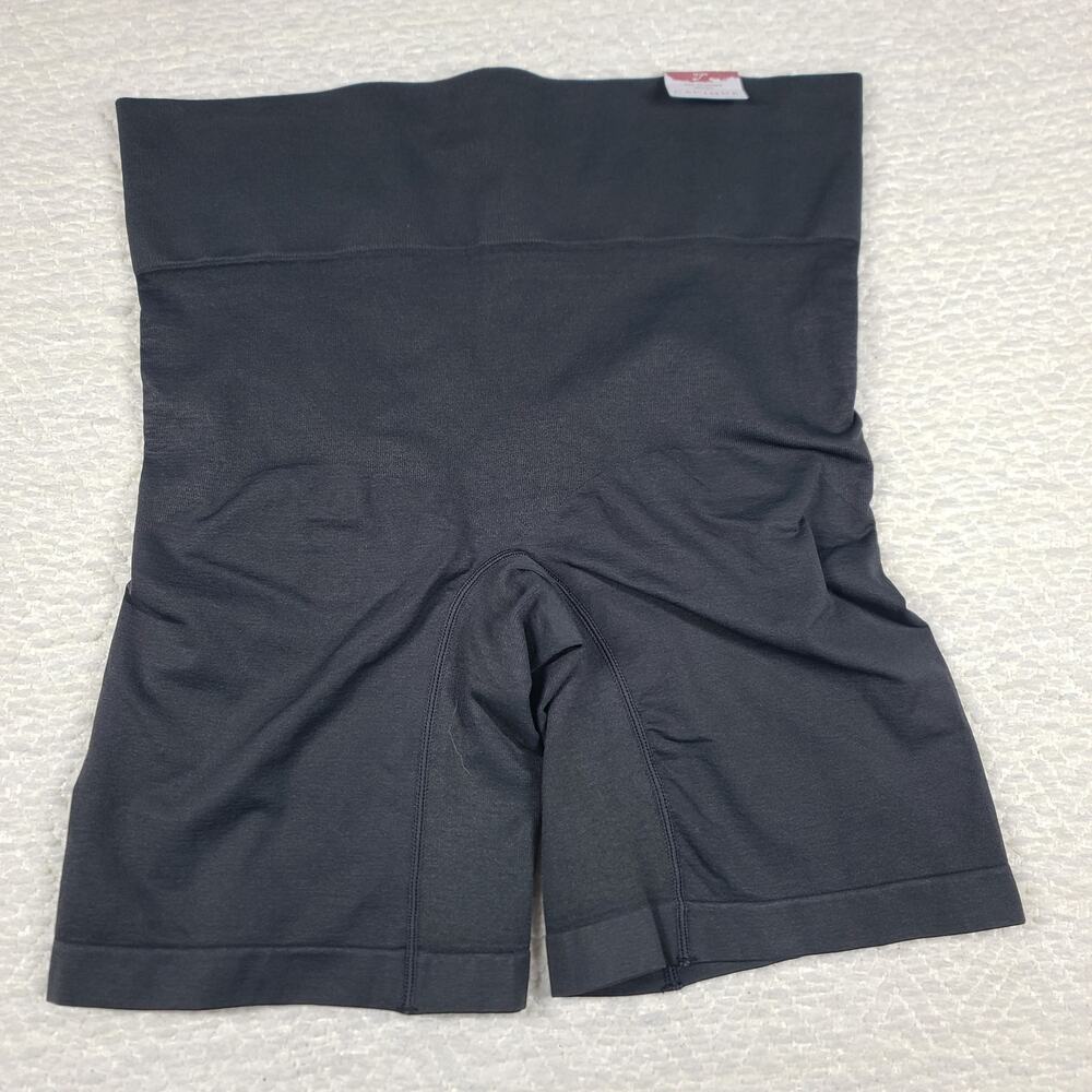 Shapewear The slimmer short black cacique Size 18/20 NWT